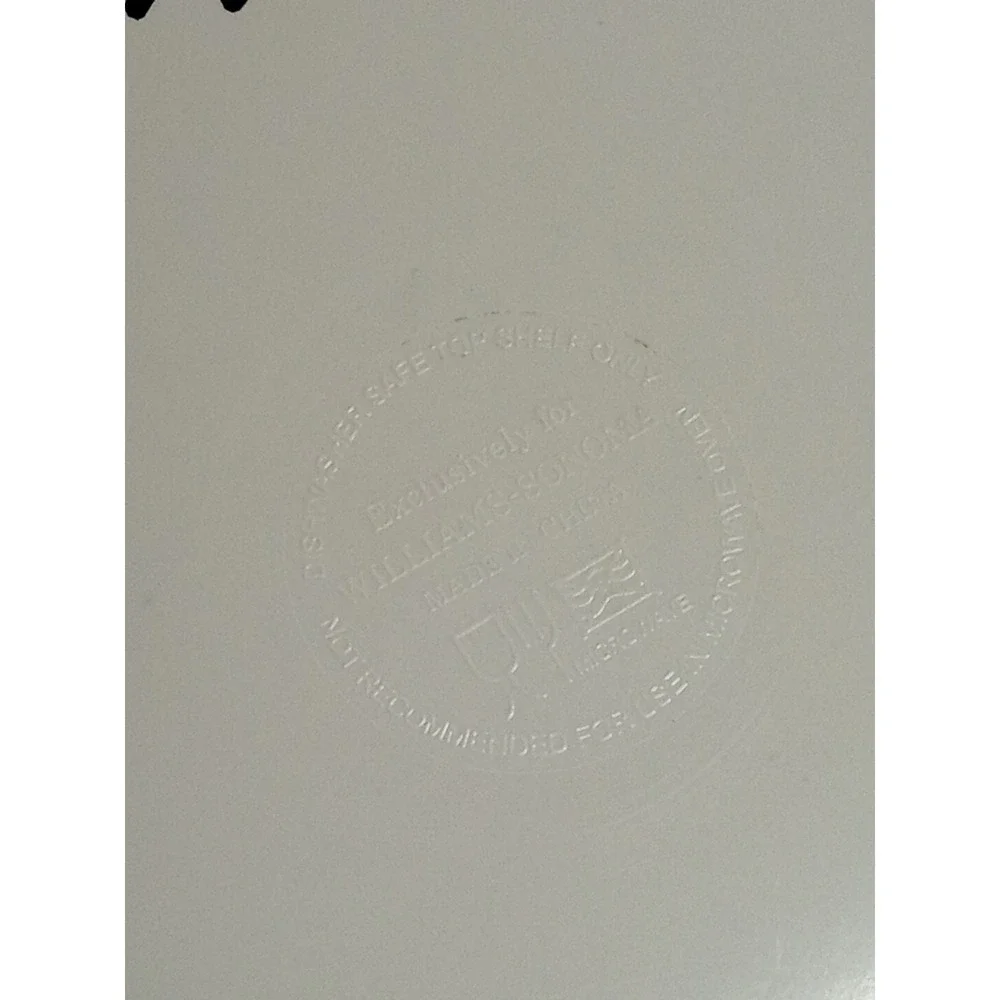 Williams-Sonoma Baroque Plate Scallop Edge Rim 9